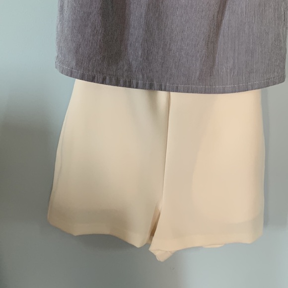 Romper casual but elegant . Open back - Picture 4 of 4